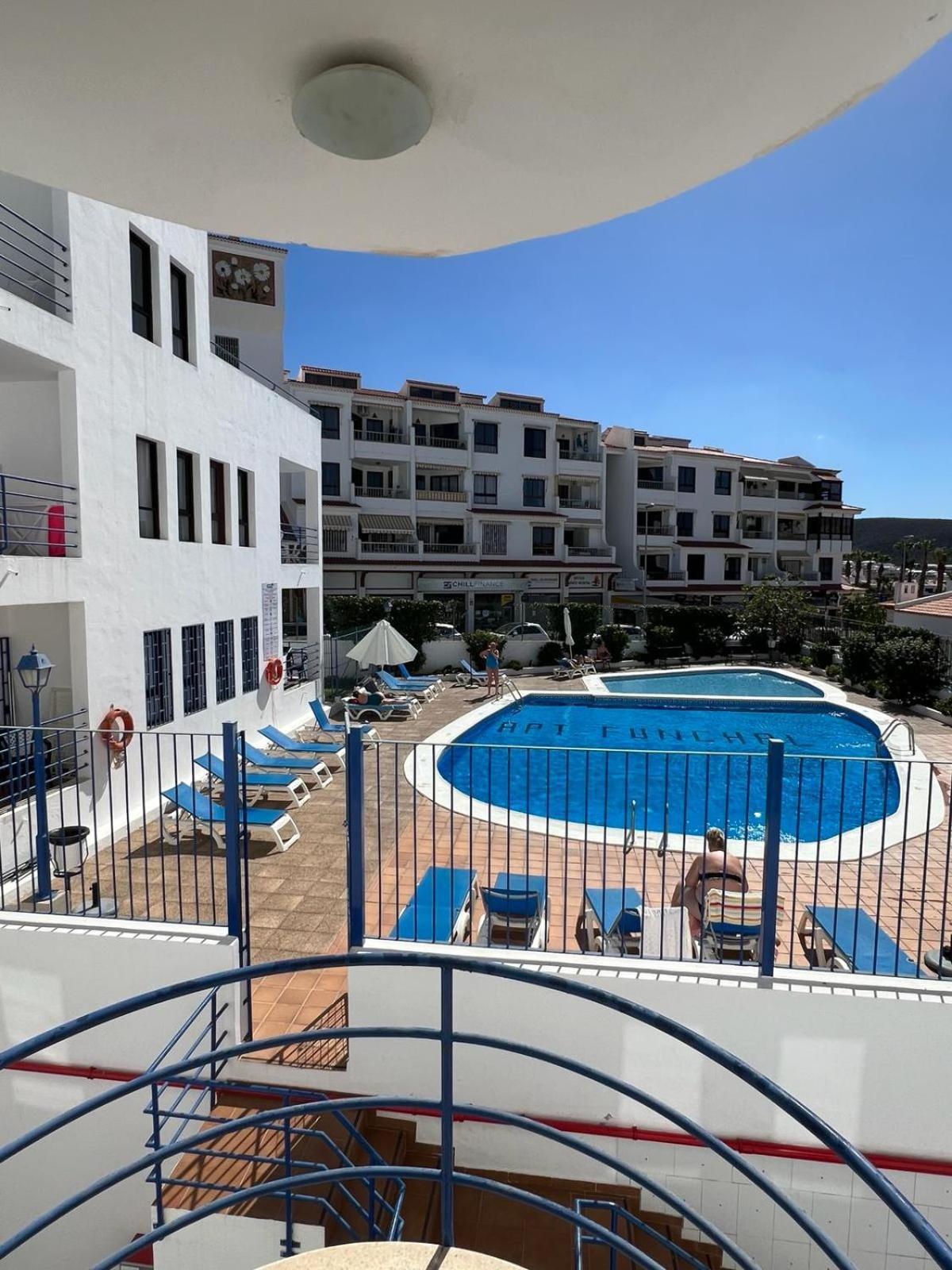 Apartamentos Funchal Los Cristianos  Esterno foto