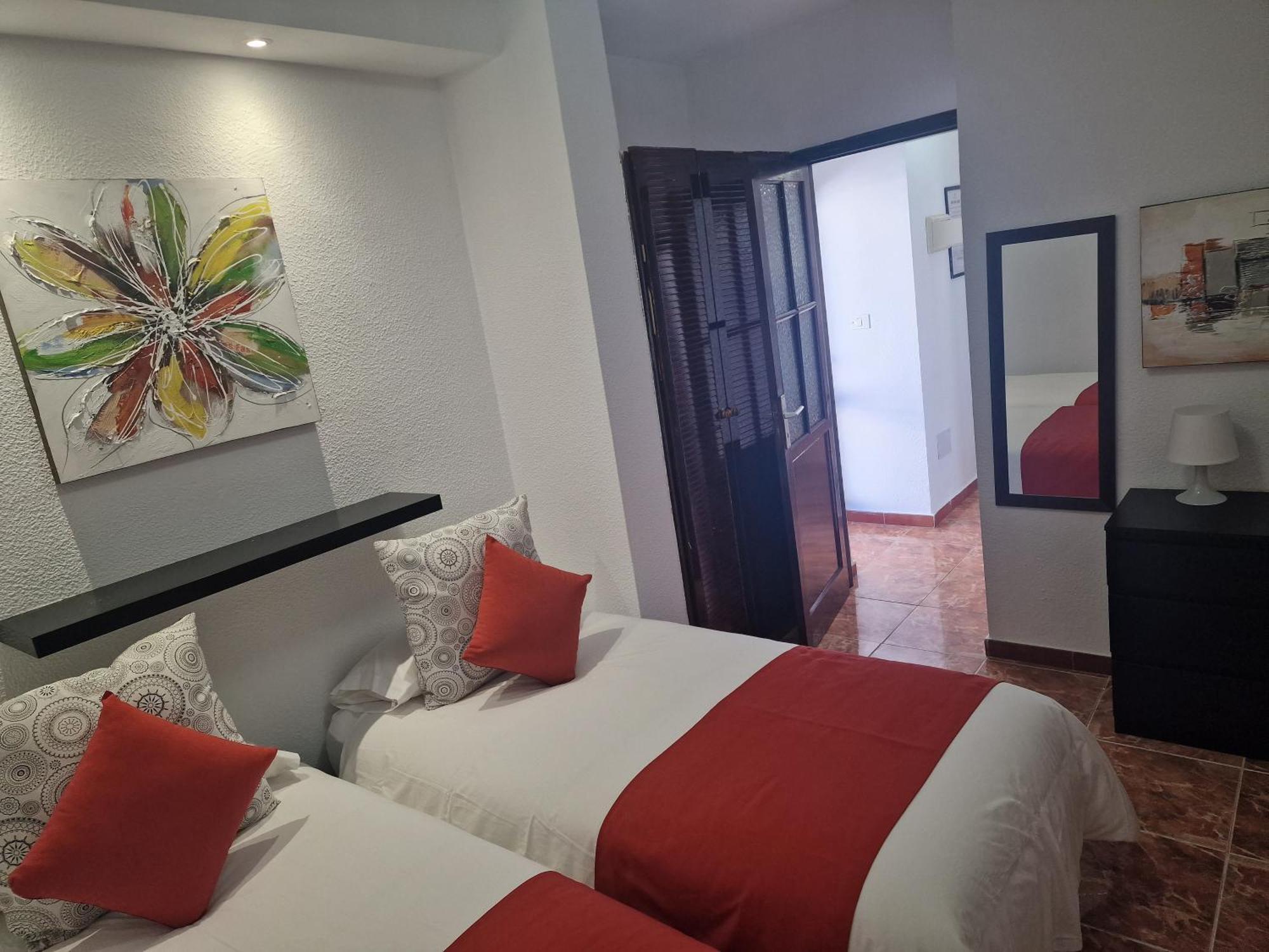 Apartamentos Funchal Los Cristianos  Camera foto