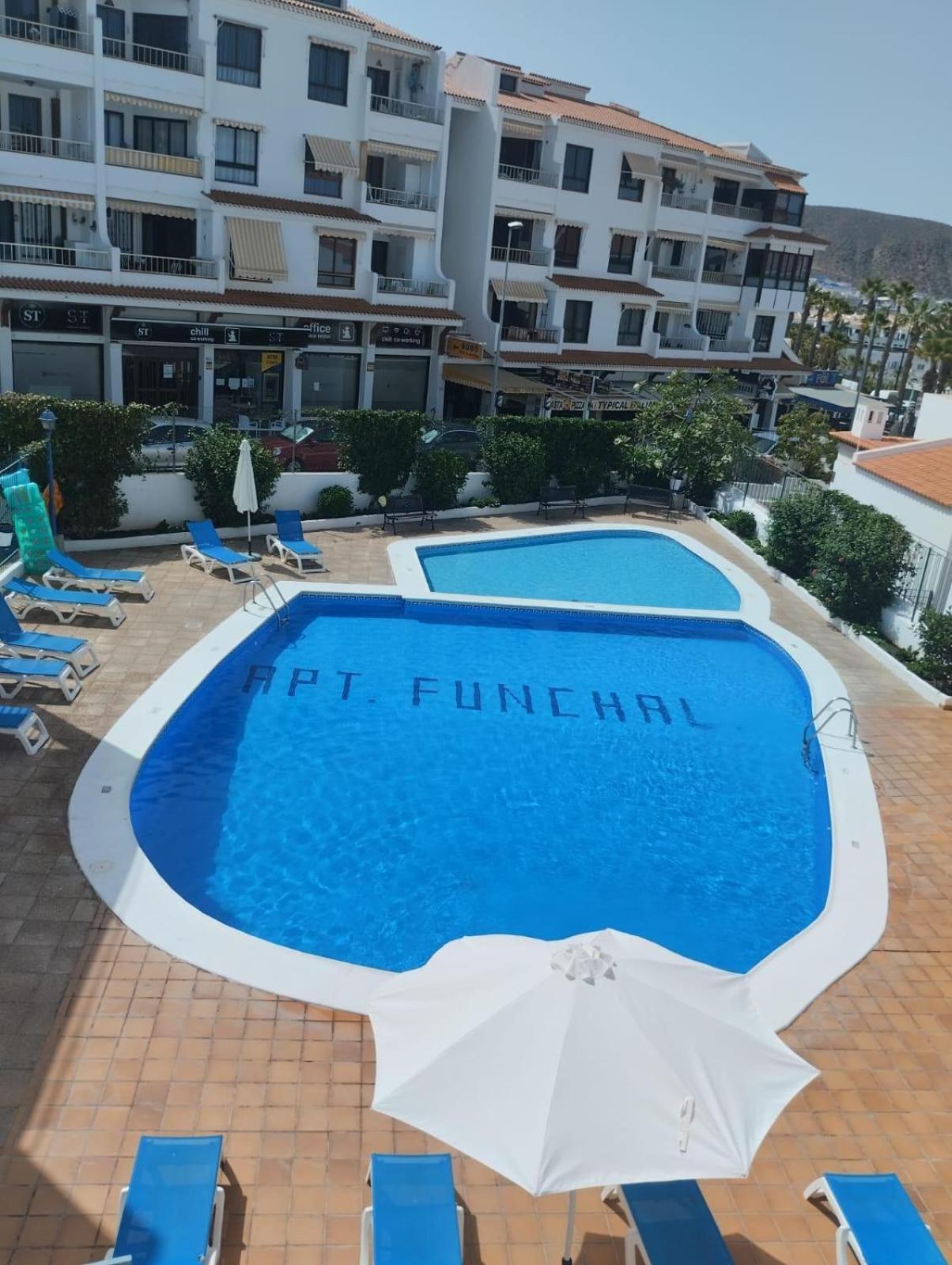 Apartamentos Funchal Los Cristianos  Esterno foto