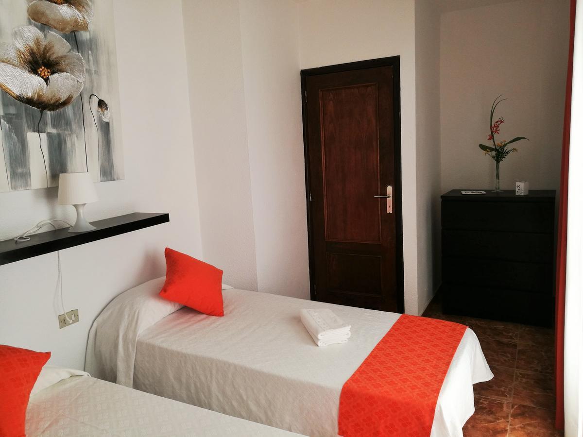 Apartamentos Funchal Los Cristianos  Esterno foto